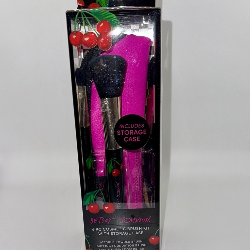 Betsey Johnson Cherry Cosmetic Brush Set - Pink and Black